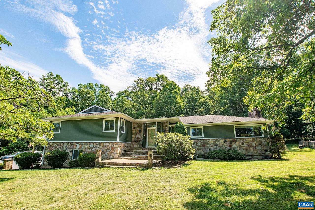 3449 Wildwood Dr - Photo 1