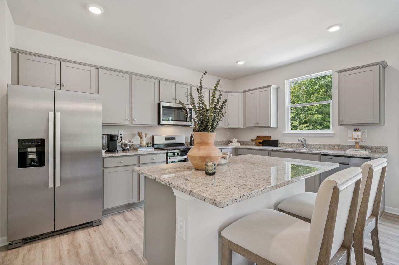 https://bt-photos.global.ssl.fastly.net/cville/1280_boomver_1_679652-2.jpg