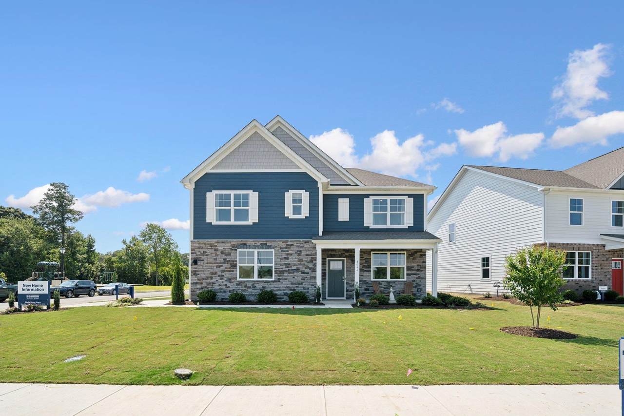 561 Summercrest Ave - Photo 1