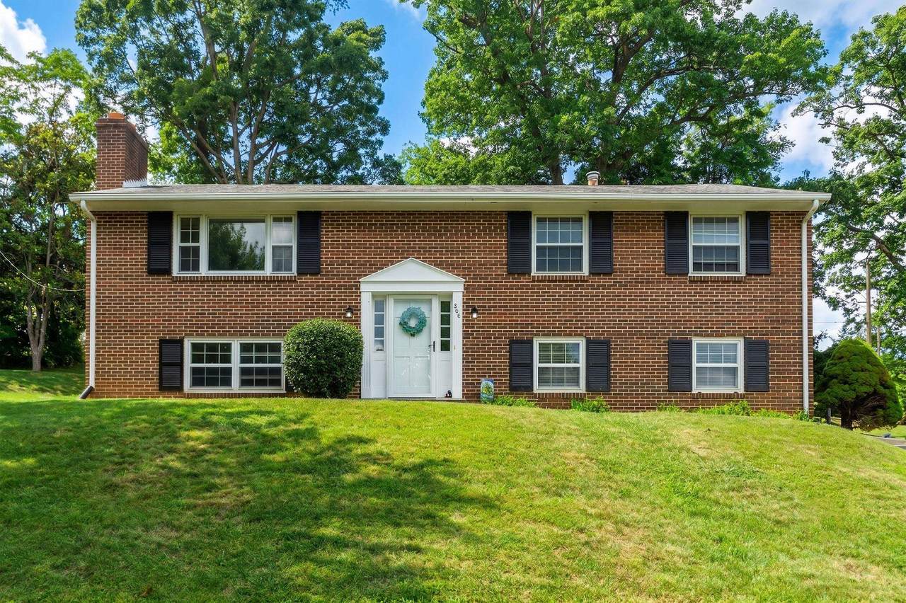 906 Ridgecrest Cir - Photo 1