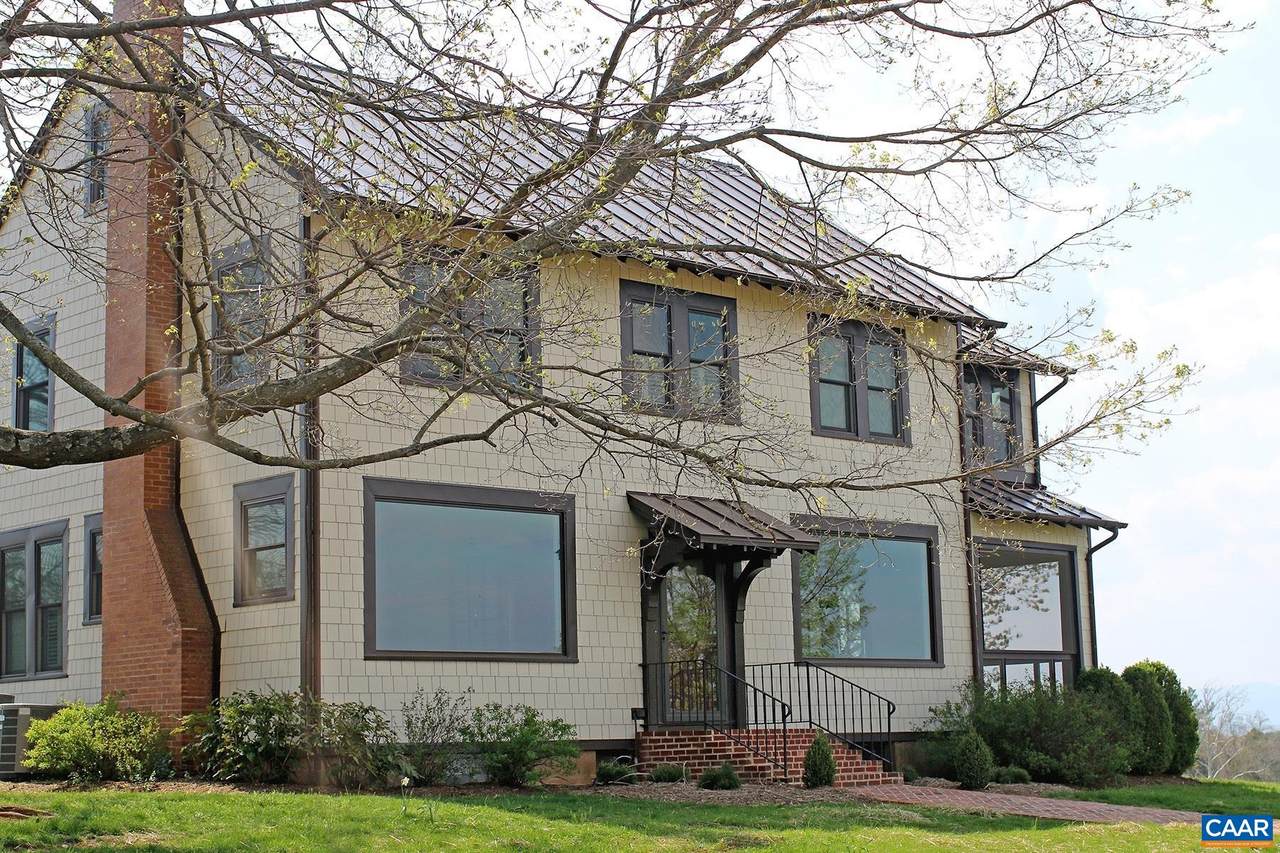 4577 Stony Point Rd - Photo 1