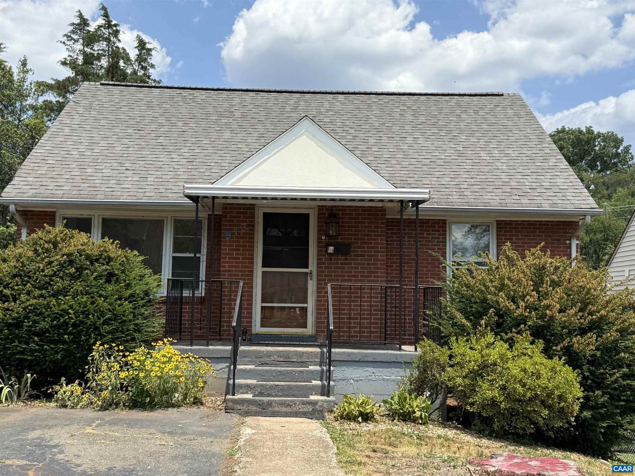 913 Druid Ave - Photo 1