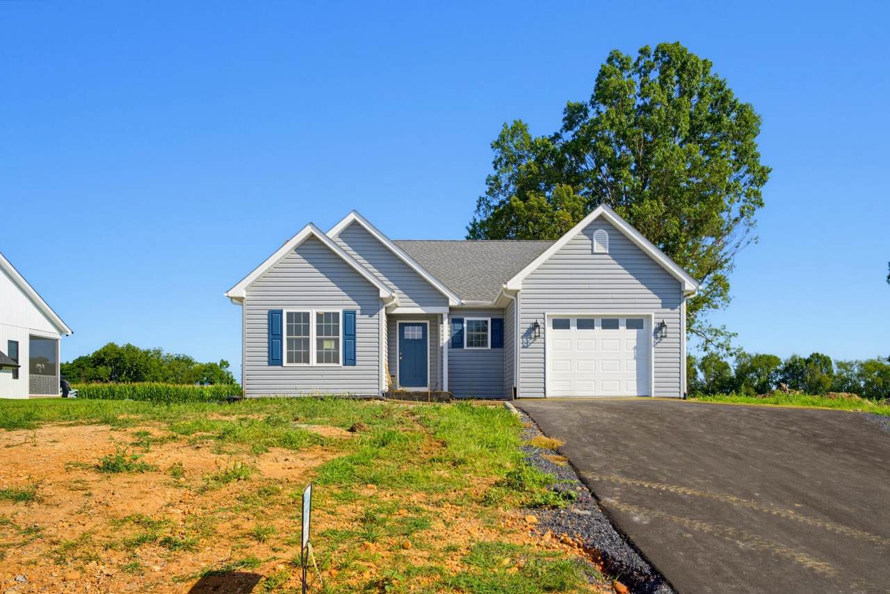33 Autumn Ridge Dr - Photo 1