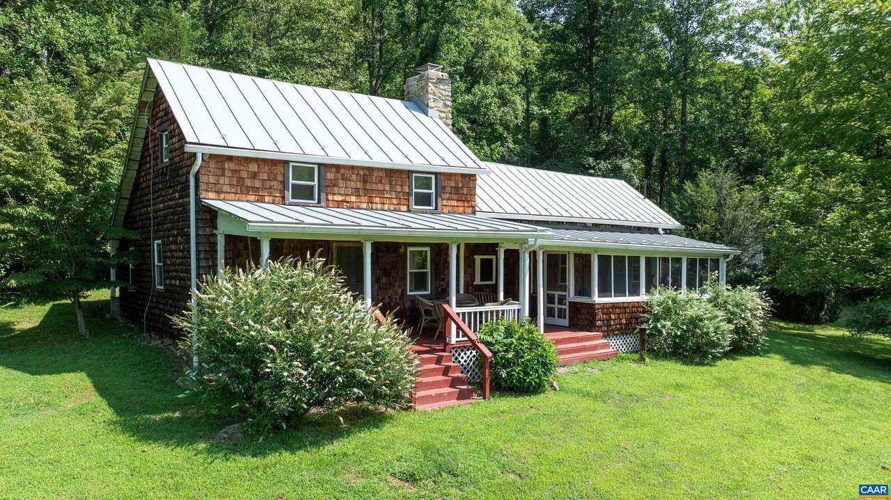 2042 Weakley Hollow Rd - Photo 1