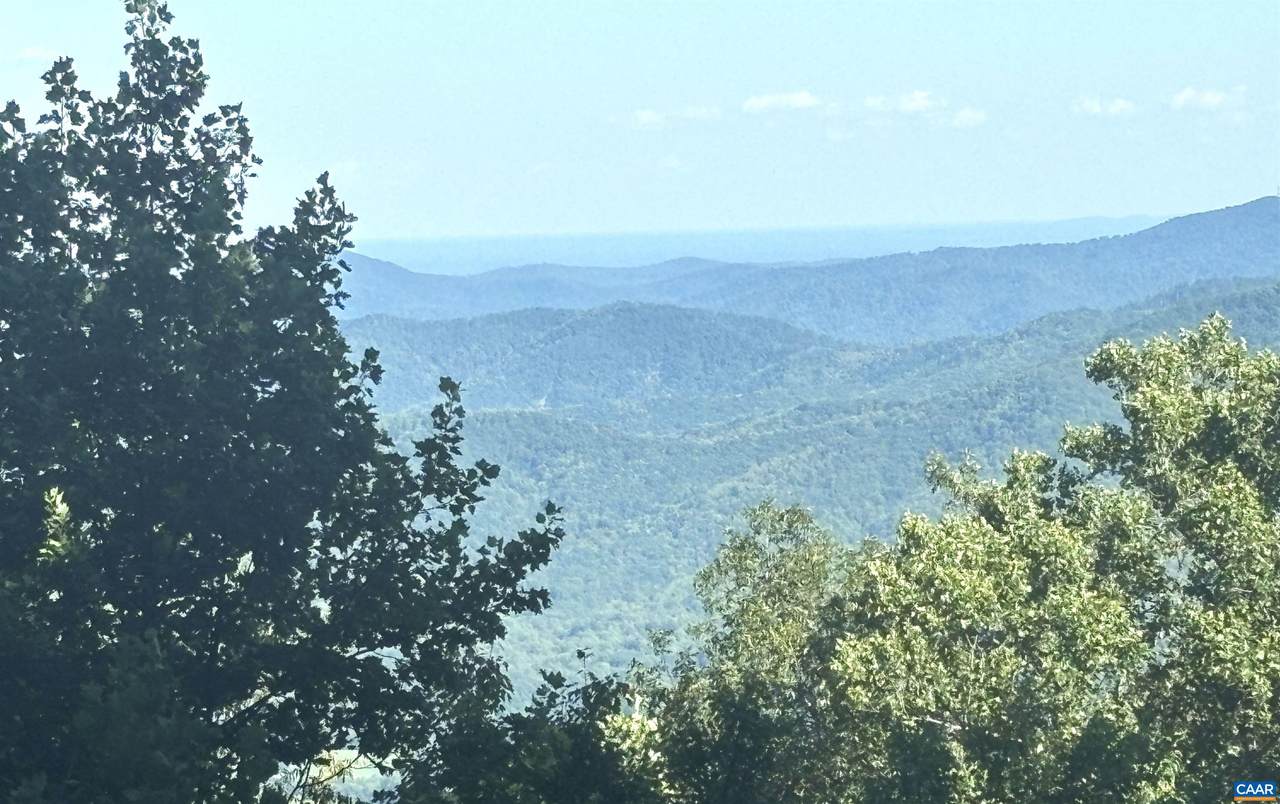 https://bt-photos.global.ssl.fastly.net/cville/orig_boomver_1_681403-2.jpg