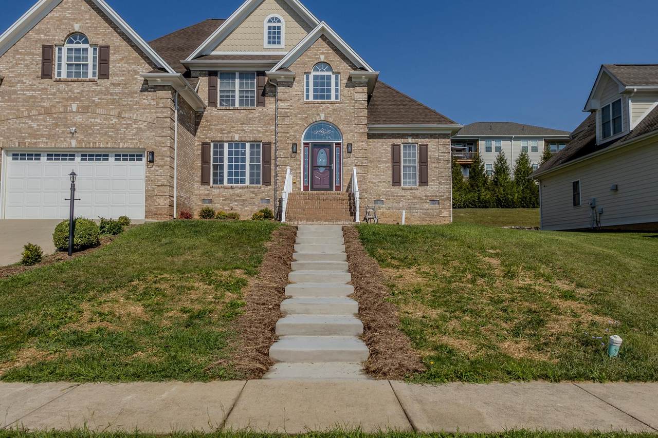 299 Windsor Dr - Photo 1