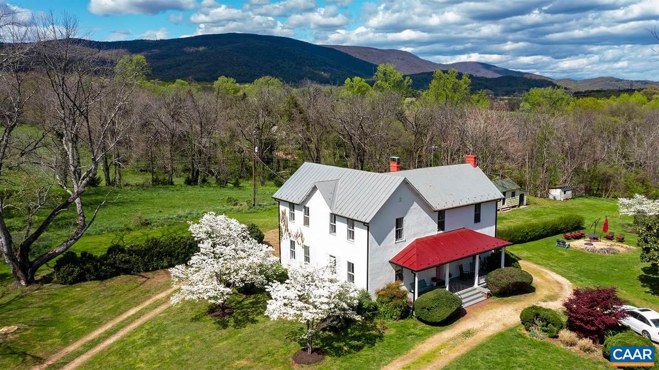 7466 Greenwood Station Rd - Photo 1