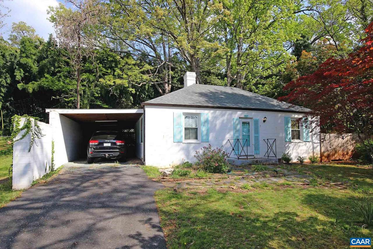 937 Hemlock Ln - Photo 1