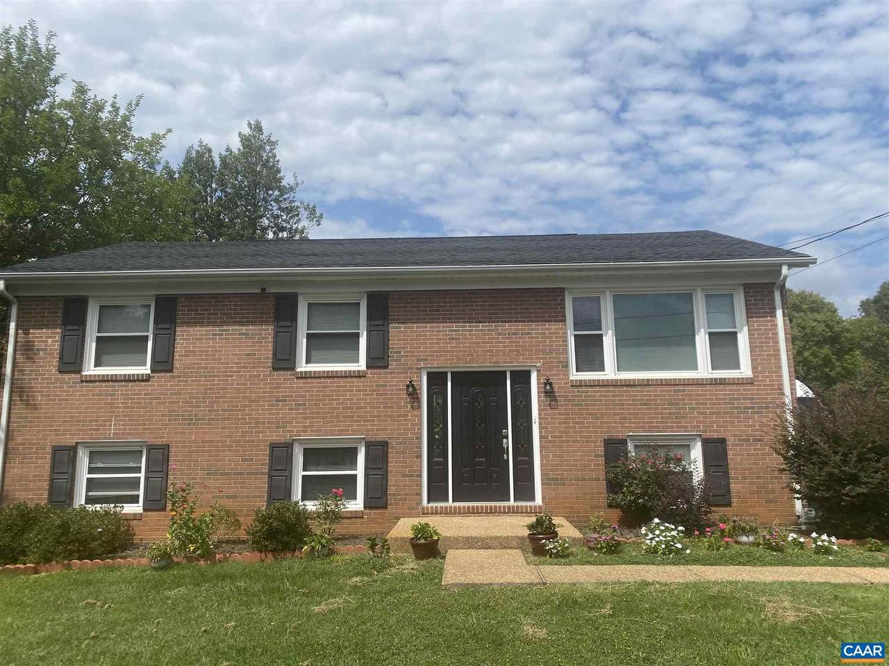2309 Wakefield Rd - Photo 1
