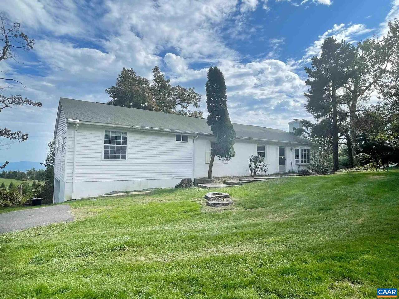 84 Azalea Dr - Photo 1