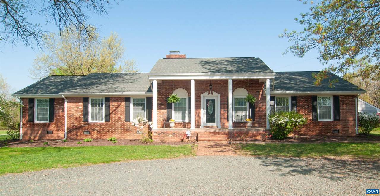 1911 Oliver Creek Rd - Photo 1