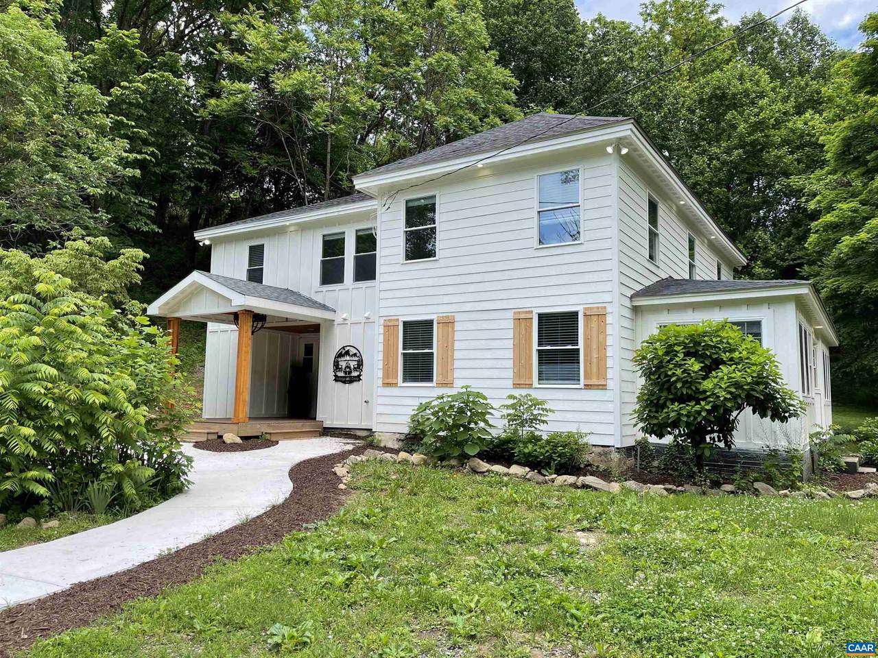 2834 Beech Grove Rd - Photo 1