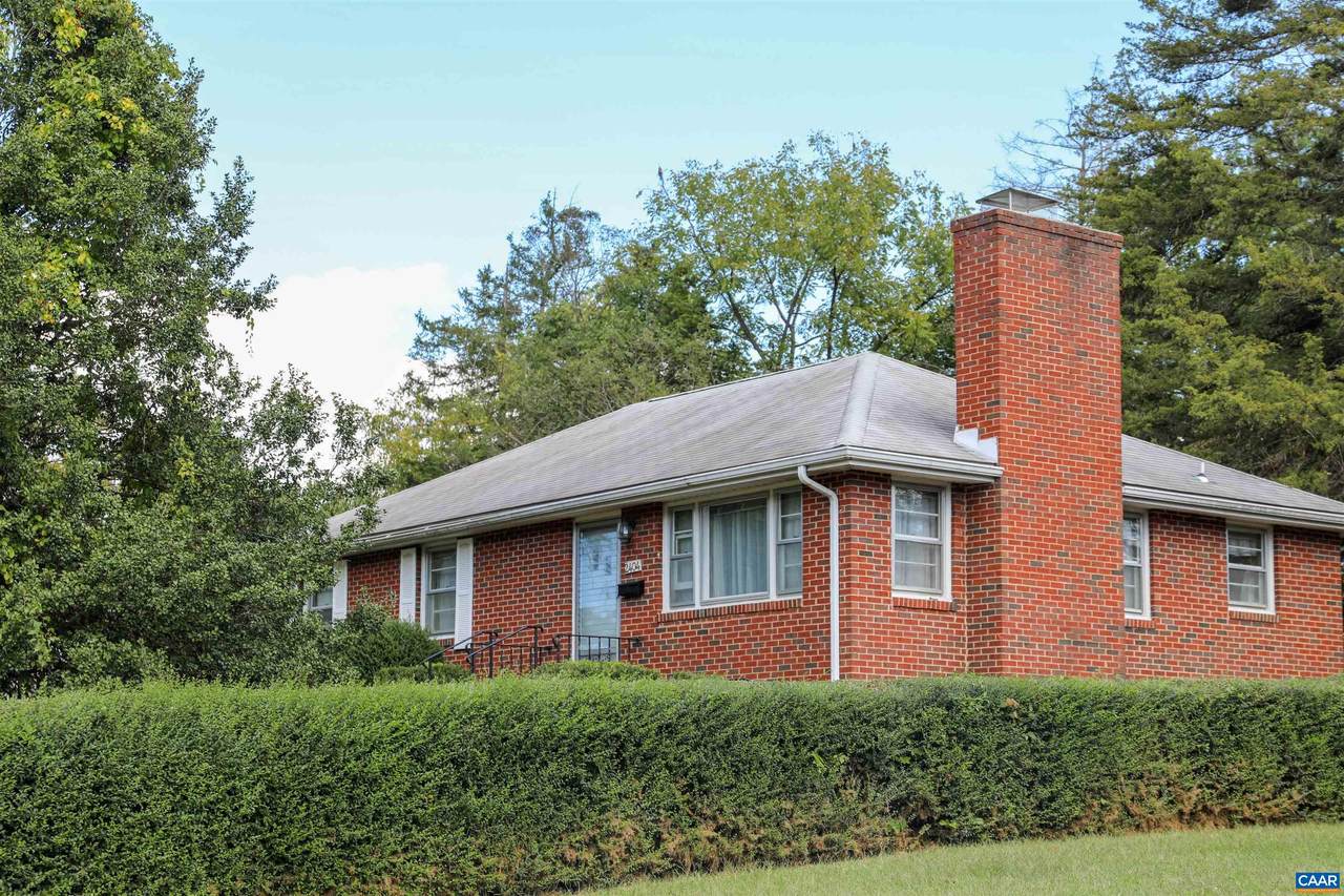 2404 Sunset Rd - Photo 1