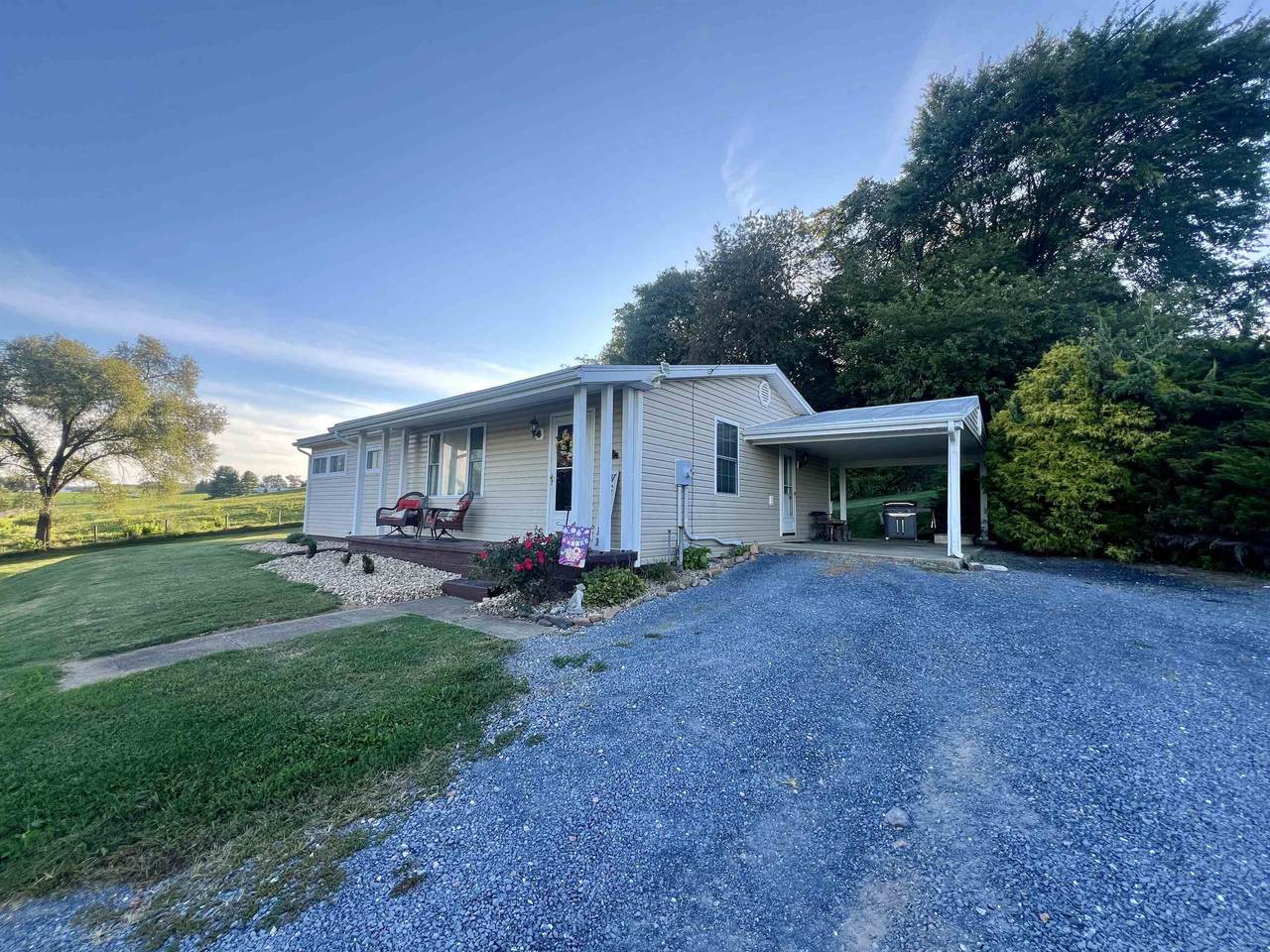 6631 Spring Creek Rd - Photo 1