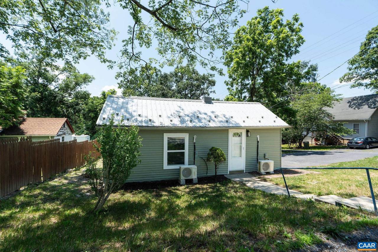 1805 Shenandoah Ave - Photo 1