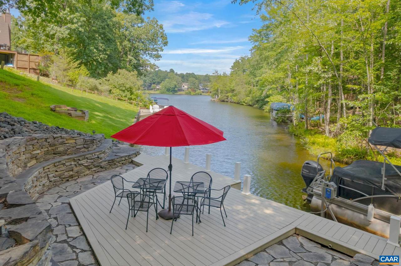 27 Kingswood Rd - Photo 1