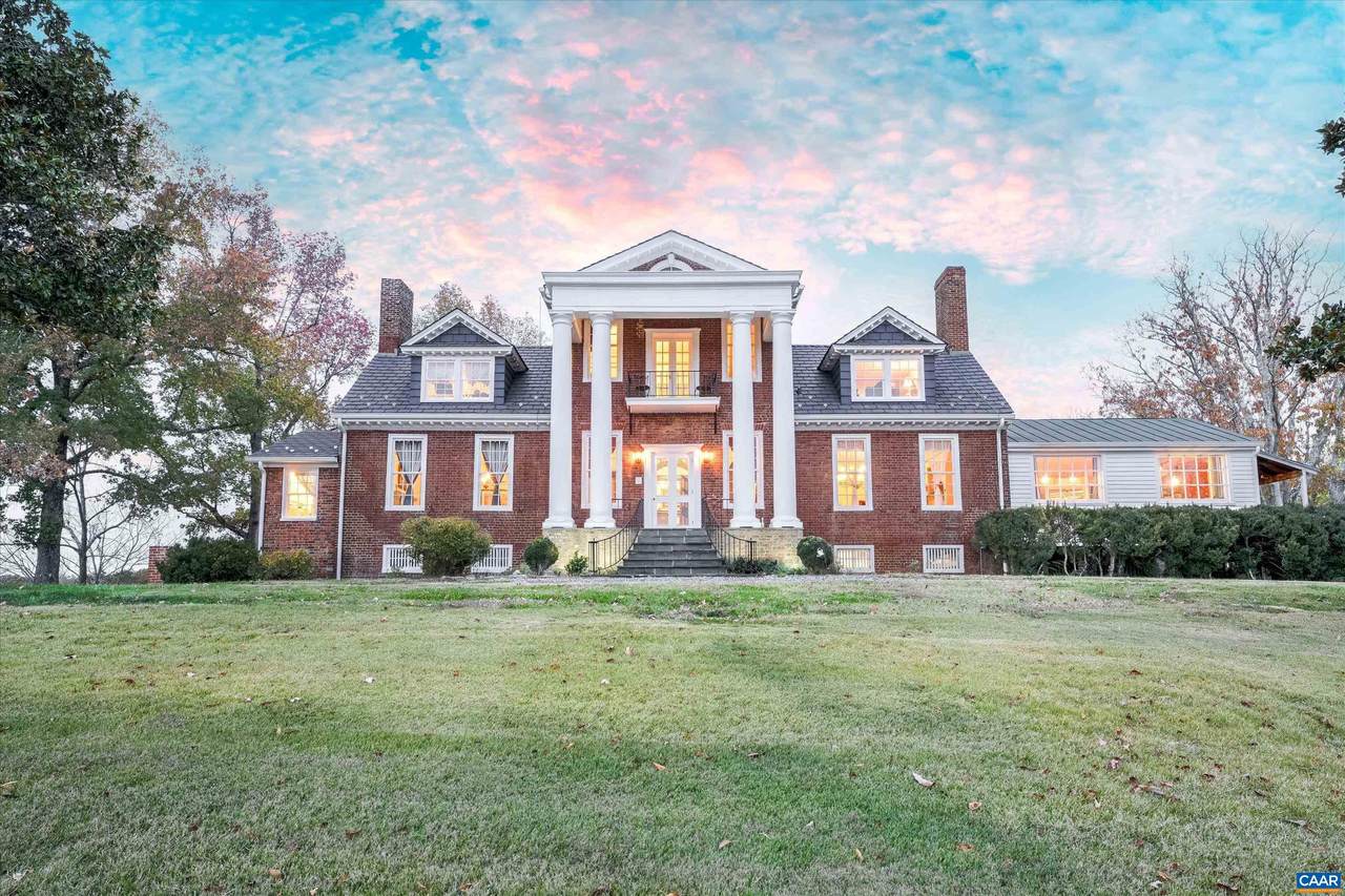 1843 Cabell Rd - Photo 1