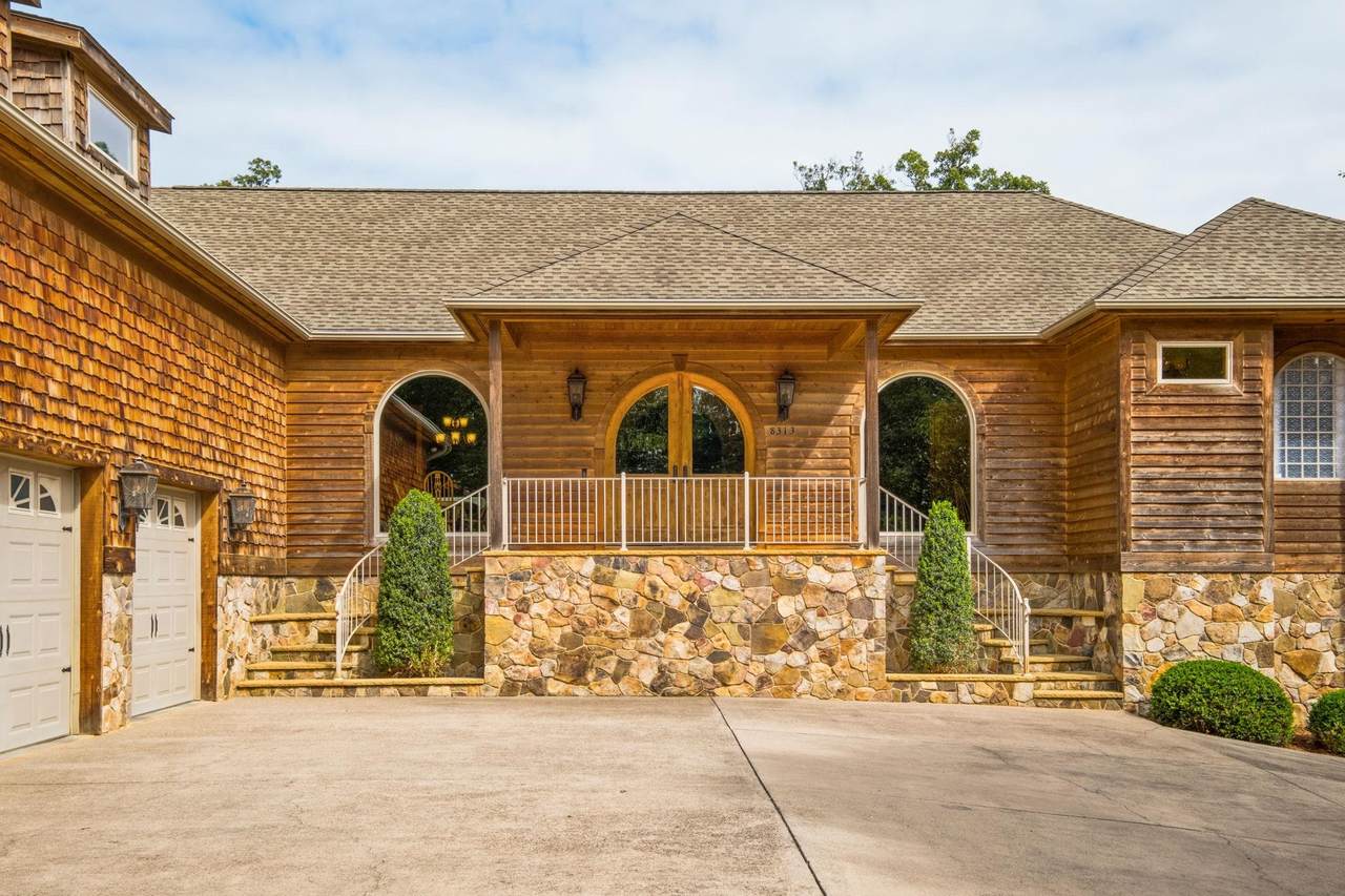 8313 Rock Hill Ln - Photo 1