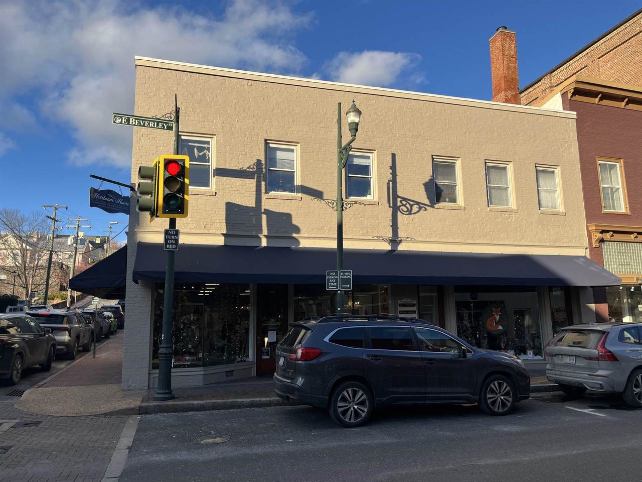 103 Beverley St - Photo 1