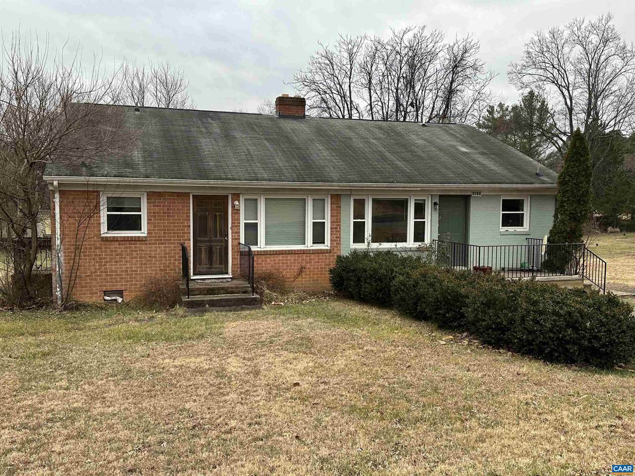 5677 Myrtle St - Photo 1