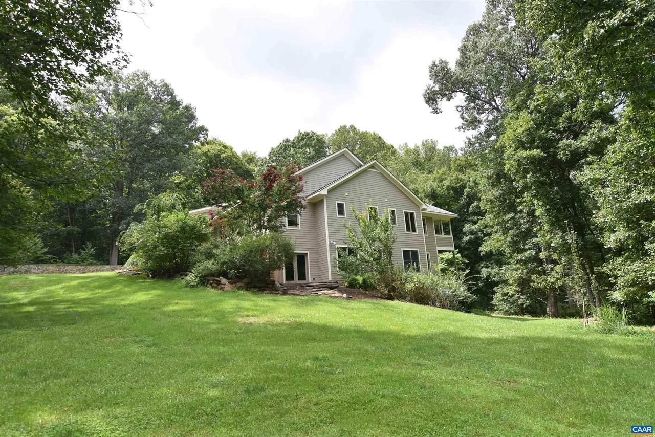 519 Foothills Dr - Photo 1