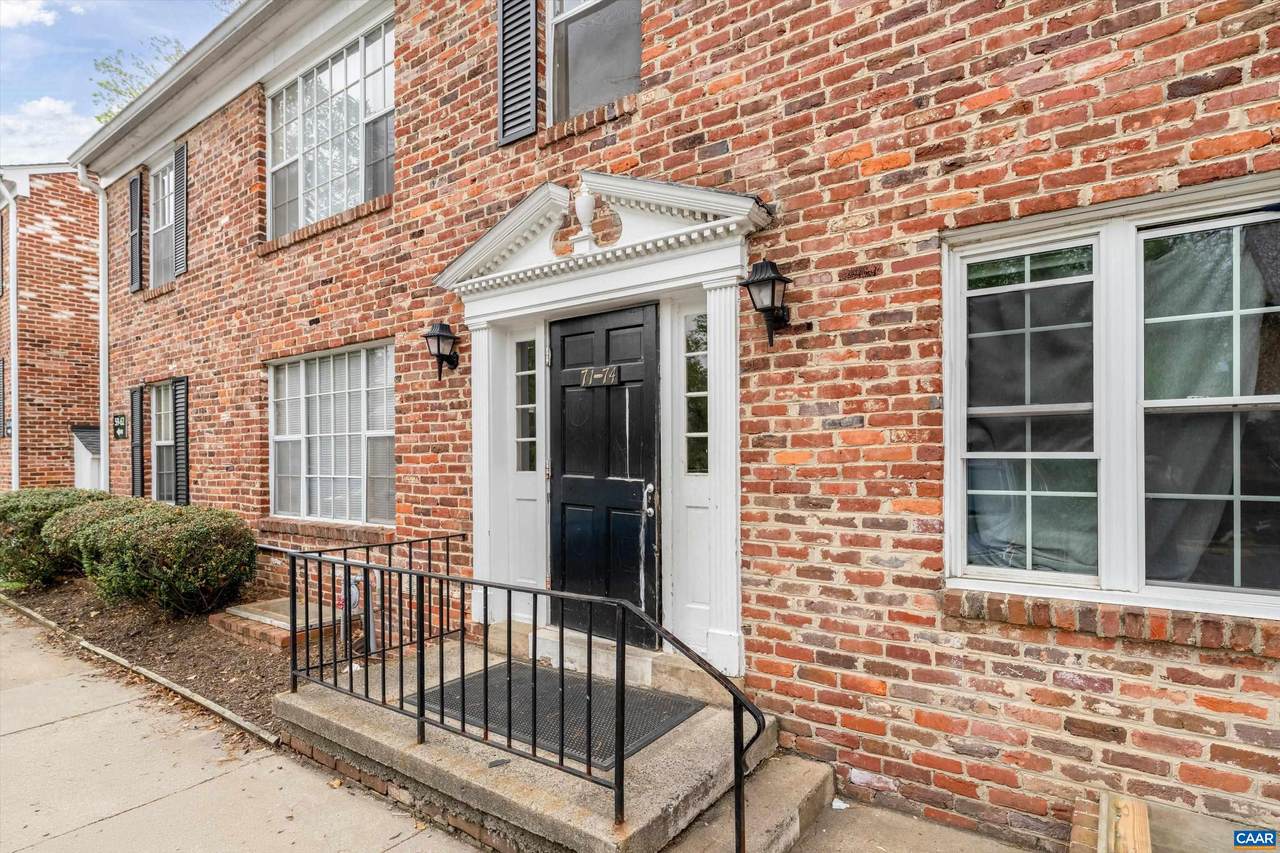 2517 Hydraulic Rd - Photo 1