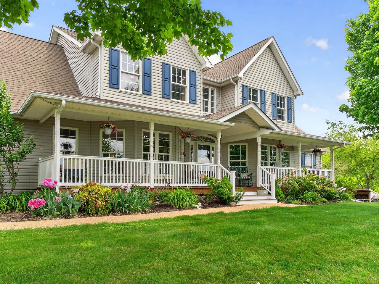 235 Howardsville Rd - Photo 1