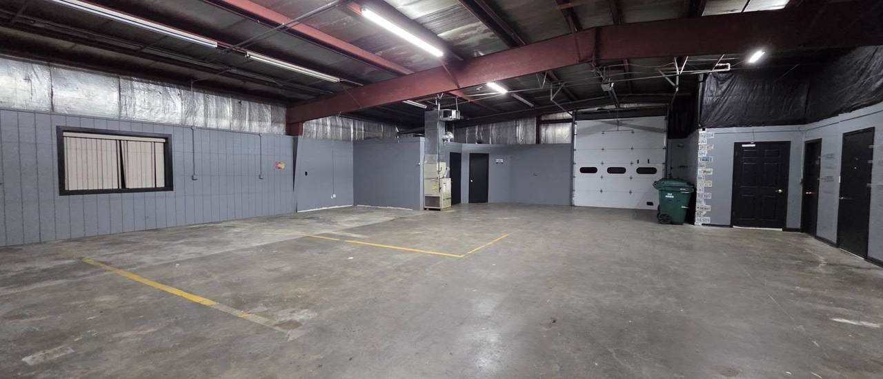 208 Bayard Ave - Photo 1