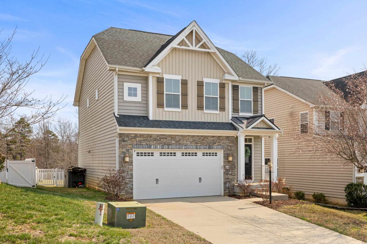 4517 Briarwood Dr - Photo 1