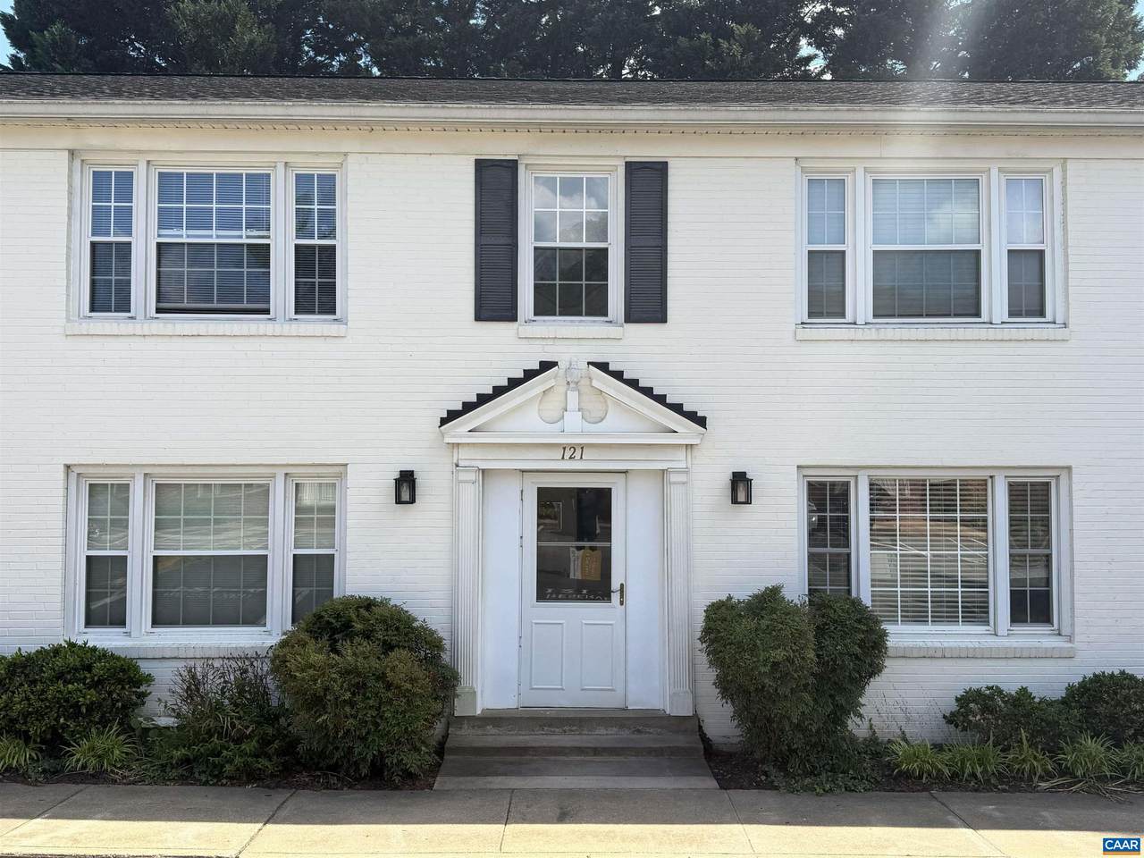 121 Hessian Hills Rdg - Photo 1