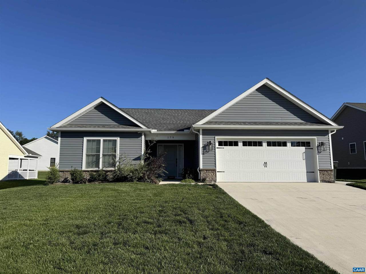 179 Langley Dr - Photo 1