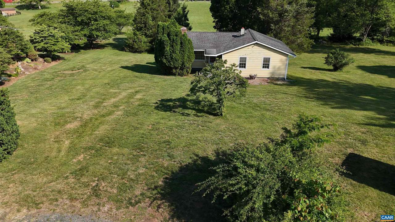 4480 Stony Point Rd - Photo 1