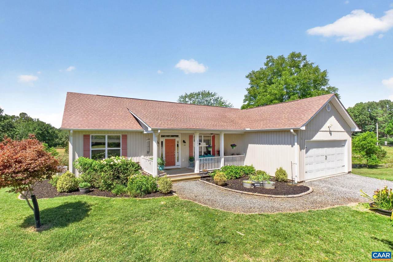 631 Buck Mountain Rd - Photo 1