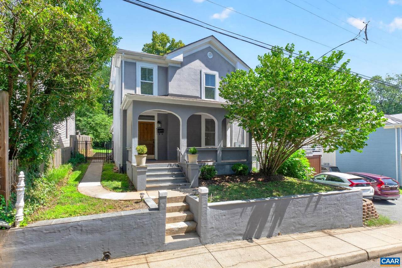 827 Nalle St - Photo 1