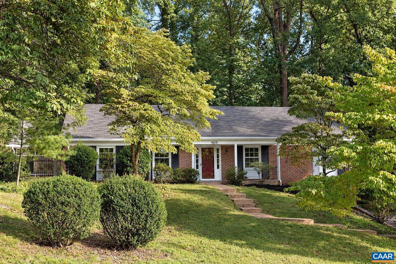 1626 Brandywine Dr - Photo 1