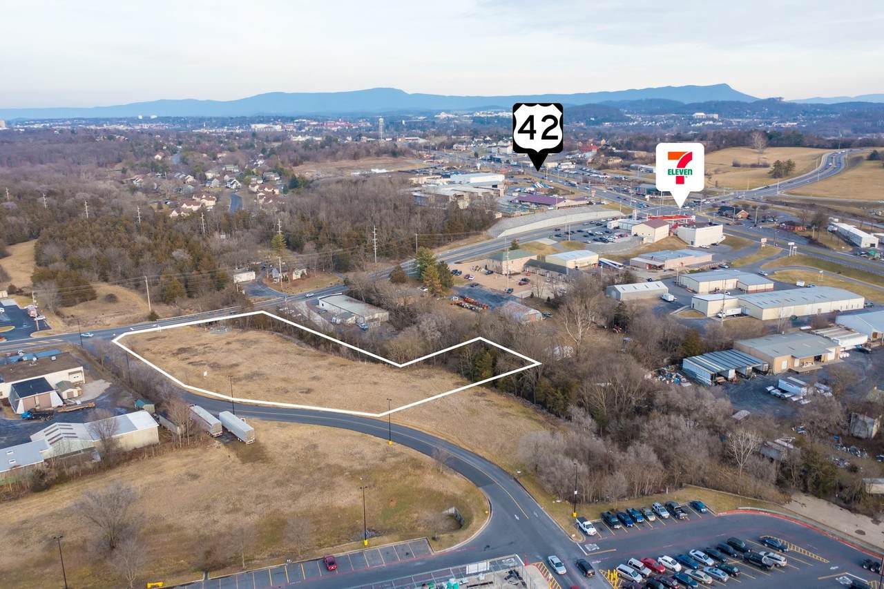 1812 Erickson Ave - Photo 1