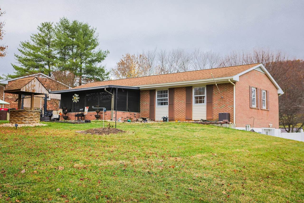 35 Augusta Ct - Photo 1