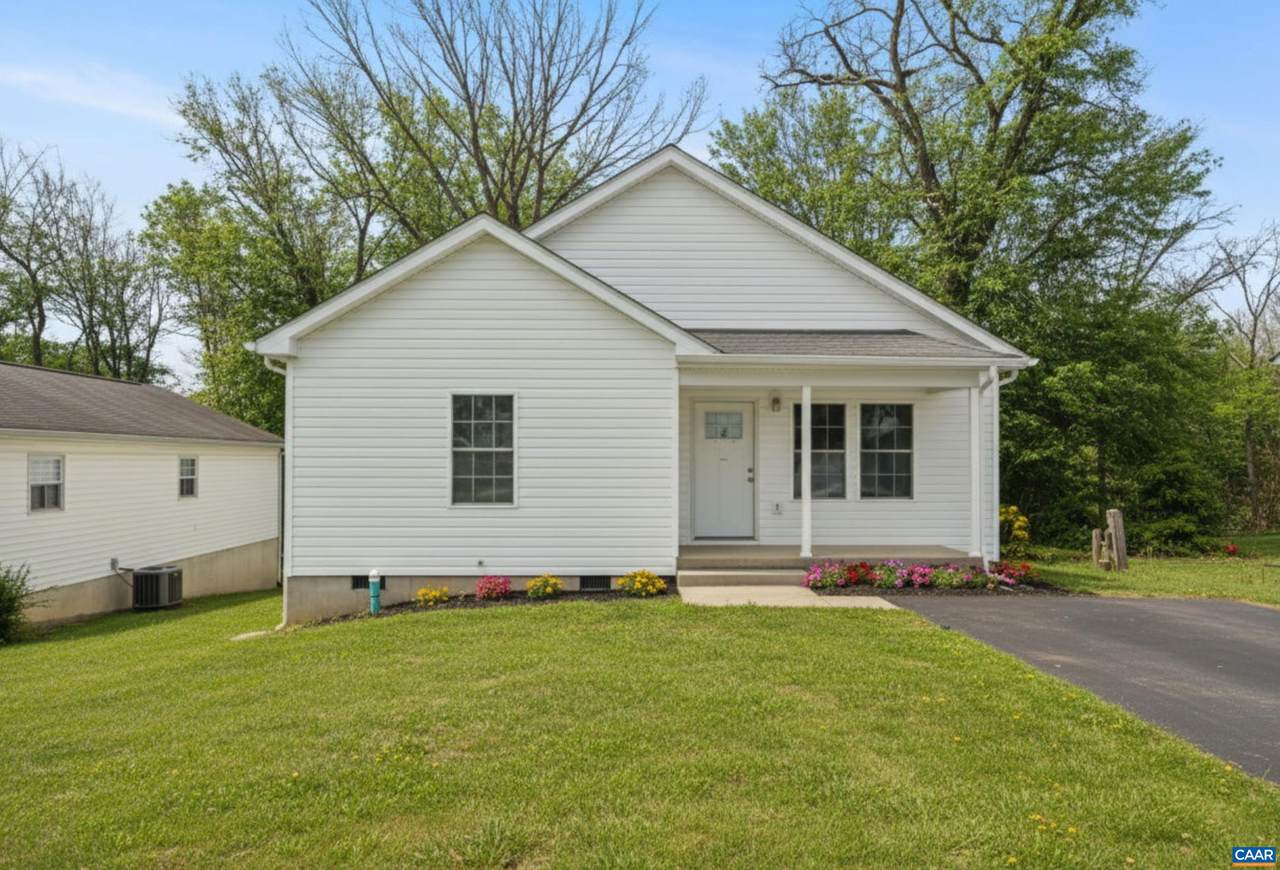 913 Gardner St - Photo 1