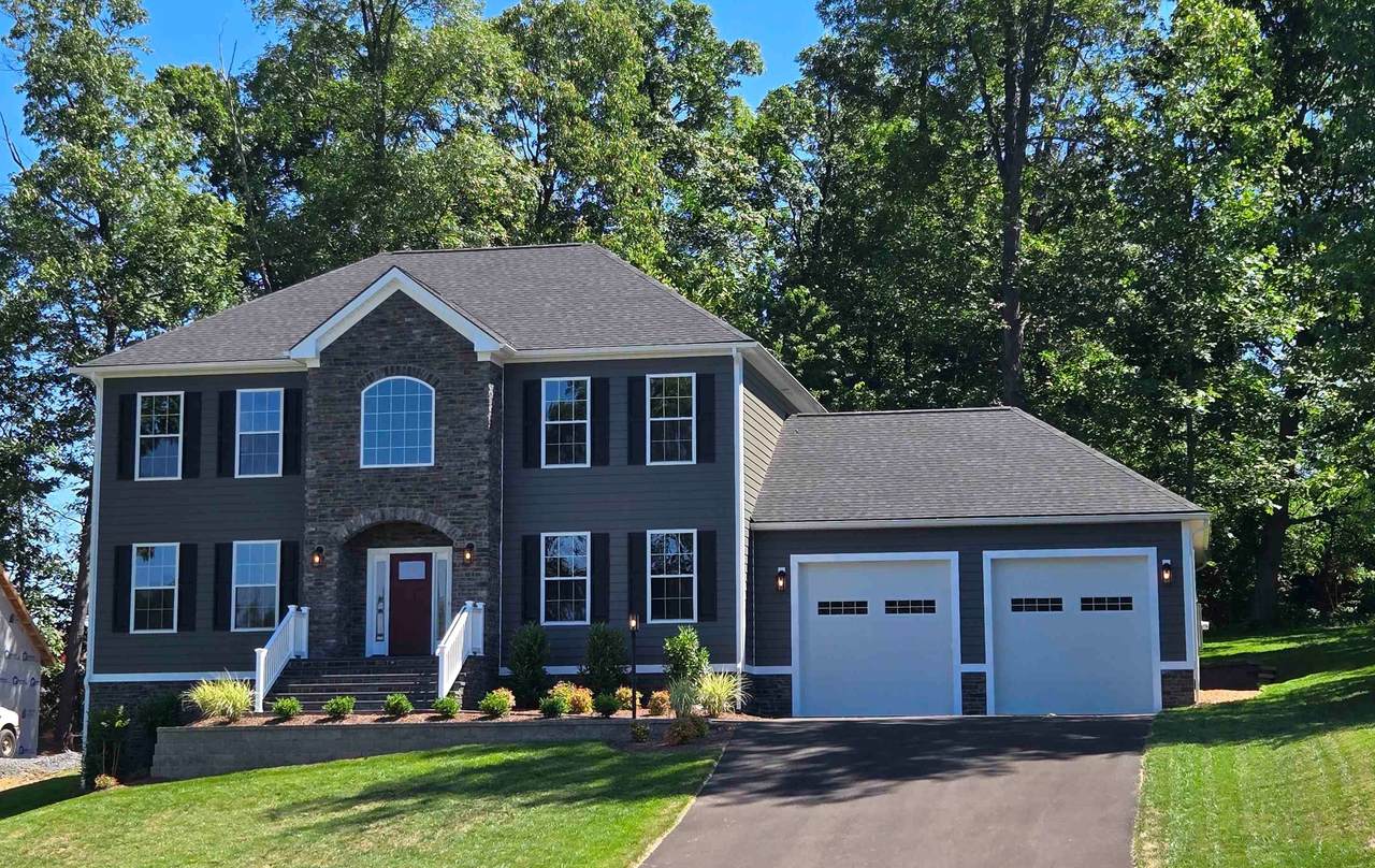 140 Hastings Ct - Photo 1