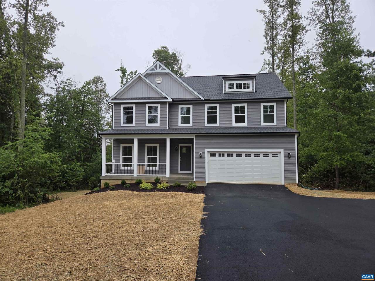 310 Fairview Dr - Photo 1