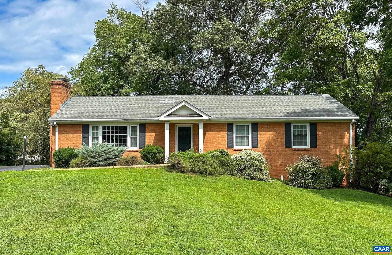 1313 Grove Rd - Photo 1