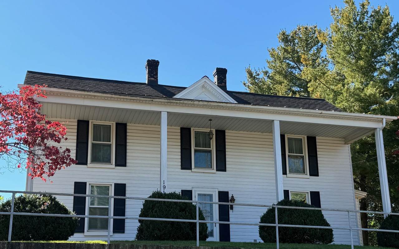 1917 Jefferson Hwy - Photo 1