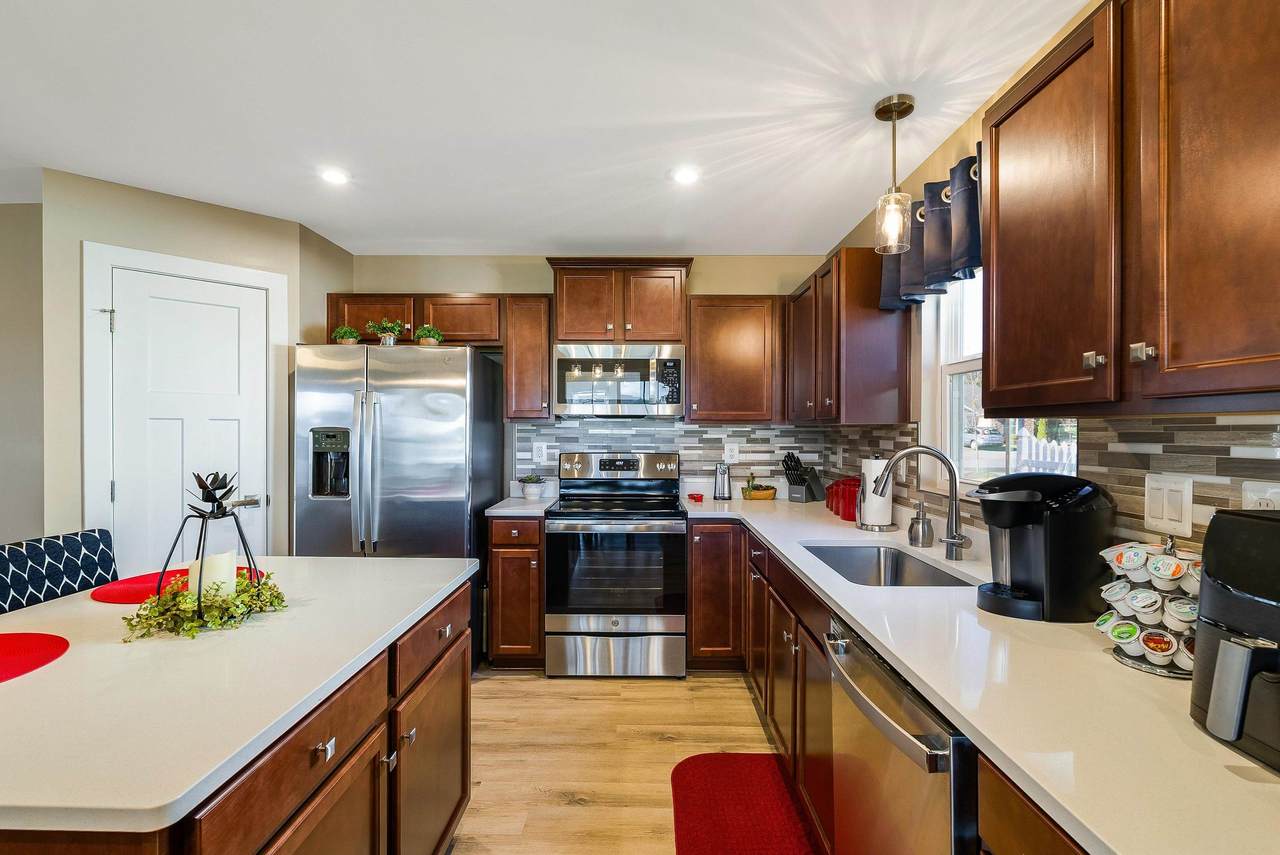 46 South Peak Dr - Photo 1