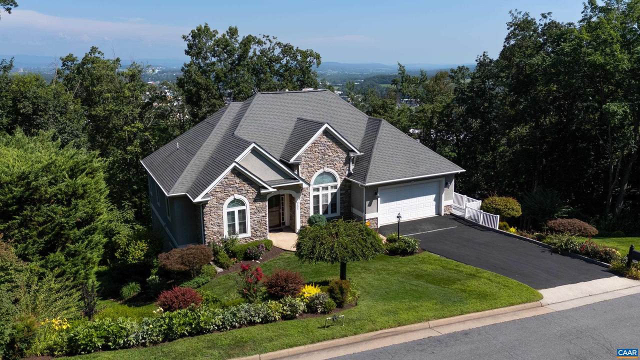 137 Diamond Ct - Photo 1
