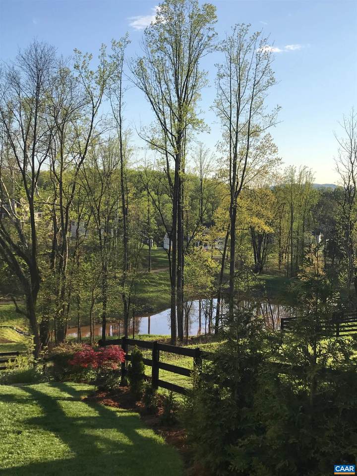 https://bt-photos.global.ssl.fastly.net/cville/1280_boomver_3_678651-2.jpg