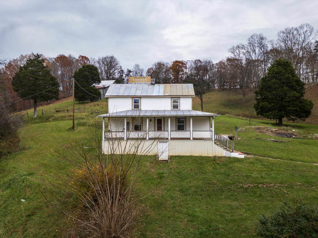 8143 Lee Hwy - Photo 1