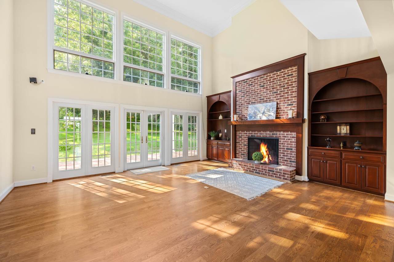 296 Otts Mill Rd - Photo 1