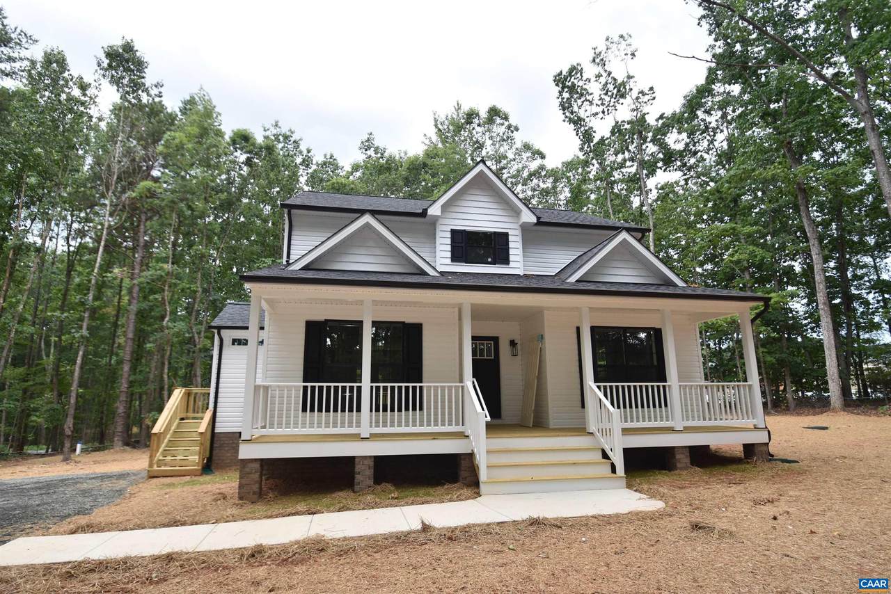 1910 Jefferson Hwy - Photo 1