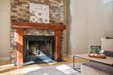 425 Breeze Way - Photo 14