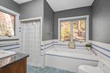425 Breeze Way - Photo 16